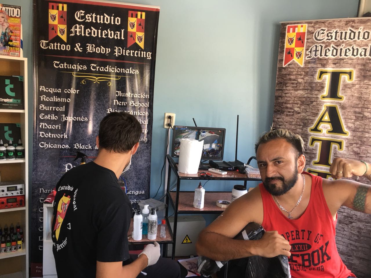 El Churero tiene “tatuajes a domicilio”